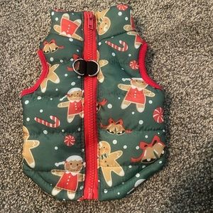 Small dog vest it was non returnable item so it’s brand new